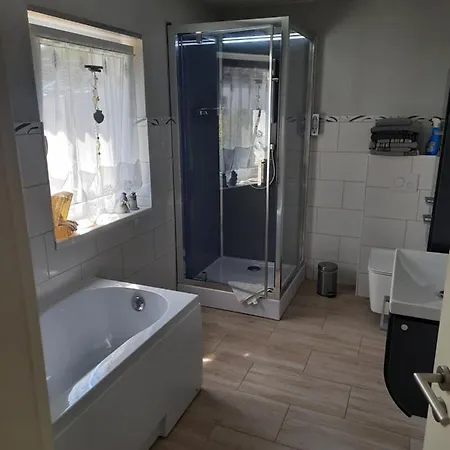 Apartment Ferienwohnung Am Schmollensee