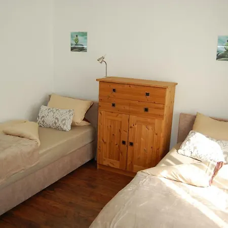 Apartment Ferienwohnung Am Schmollensee *